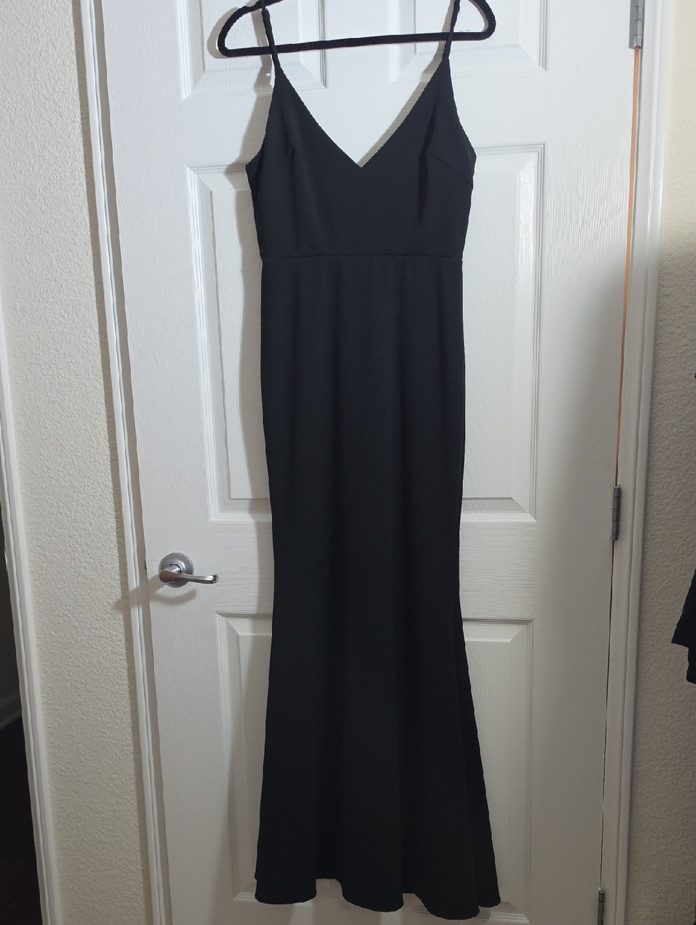 Lulu's Black V-Neck Spaghetti Strap Maxi Dress